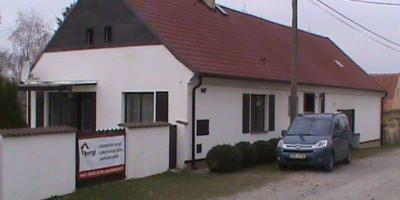 KM Beta Briliant červená KM Beta Briliant červená