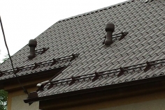 Detail střešních originálních doplňků Lindab